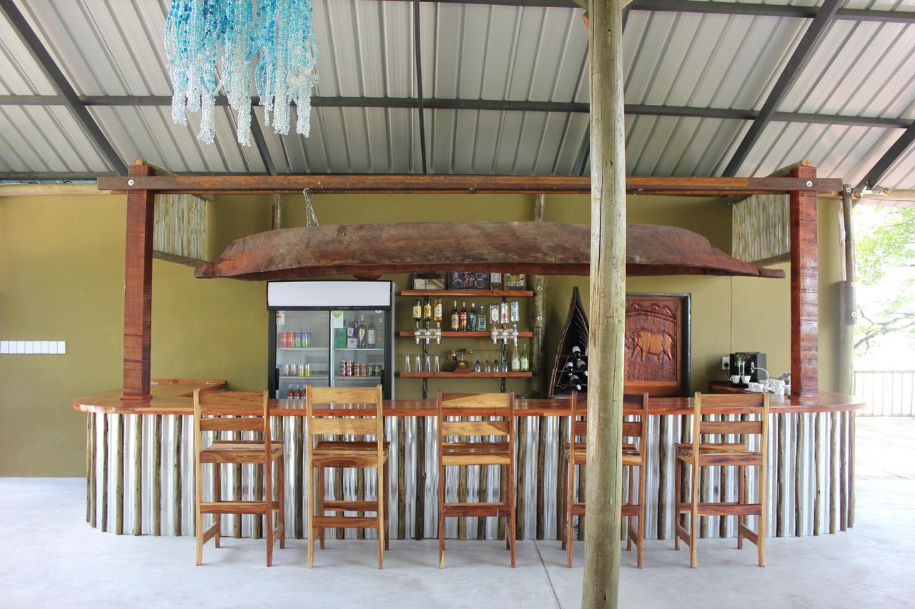 Caprivi Mutoya Lodge And Campsite Katima Mulilo Dış mekan fotoğraf