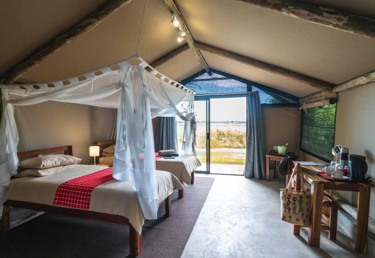 Caprivi Mutoya Lodge And Campsite Katima Mulilo Dış mekan fotoğraf